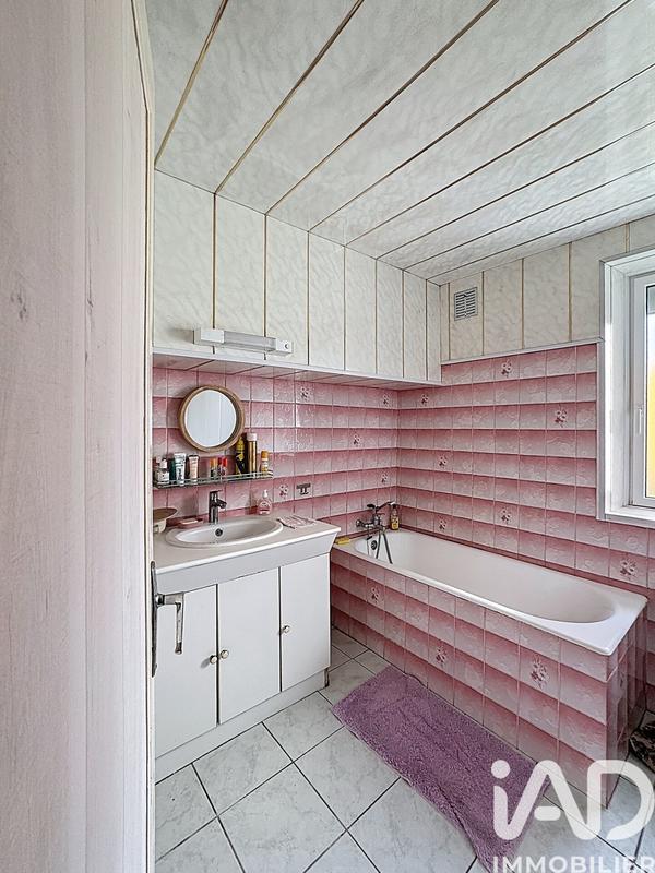 Maison - 120 m² - 6 pièces