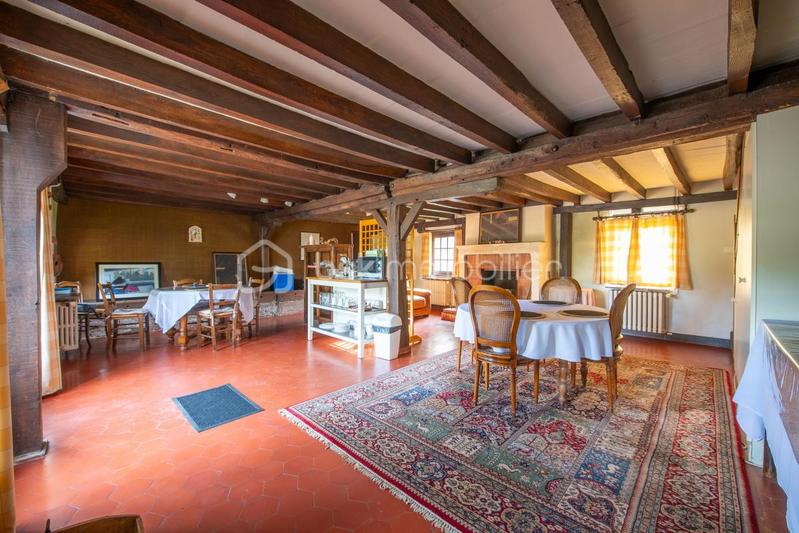 Maison - 344 m² - 14 pièces