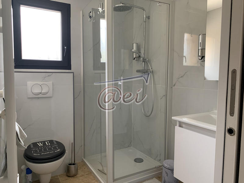 Villa - 170 m² - 6 pièces