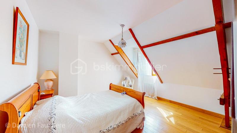 Demeure - 320 m² - 10 pièces