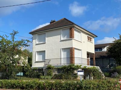 Maison - 101 m² - 5 pièces