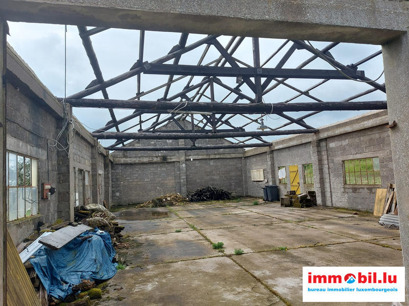 Maison - 255 m² - 7 pièces