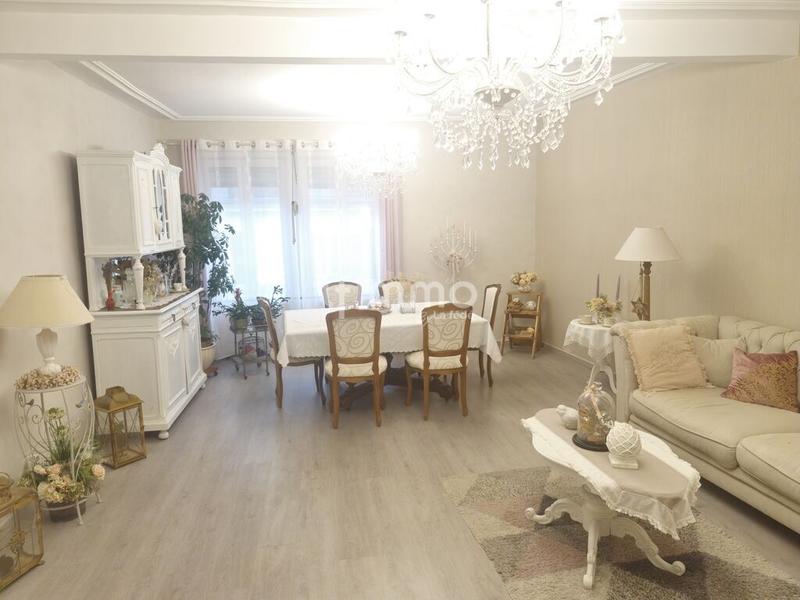 Appartement - 155 m² - 5 pièces