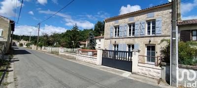 Maison de village - 83 m² - 3 pièces