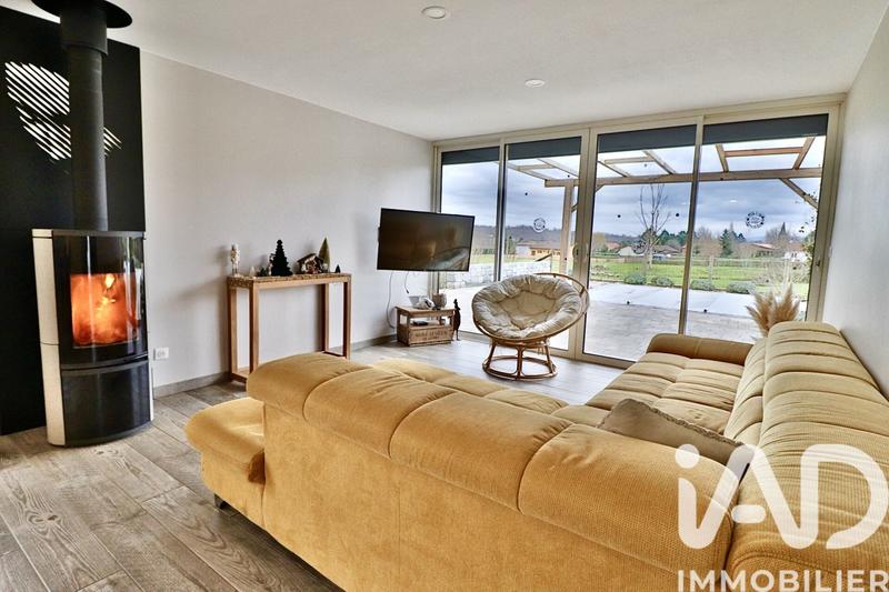 Maison - 170 m² - 8 pièces