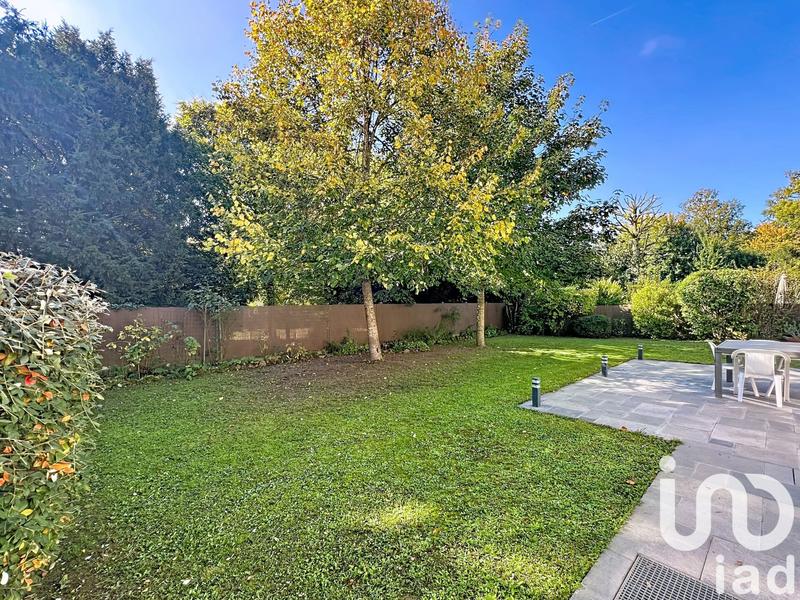 Maison - 167 m² - 8 pièces