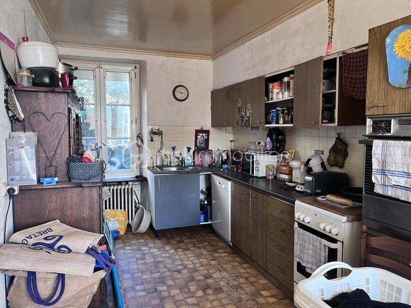 Maison en pierre - 177 m² - 6 pièces