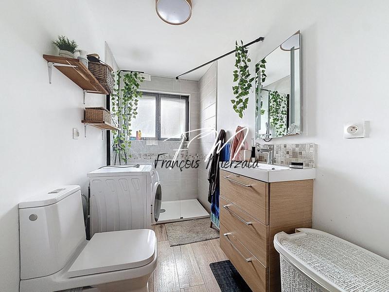 Maison - 110 m² - 4 pièces