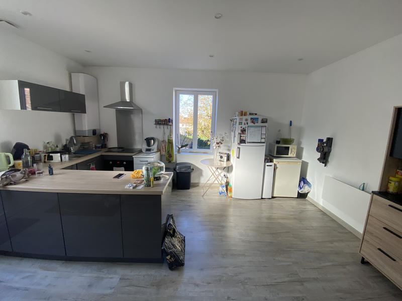 Appartement - 100 m² - 3 pièces