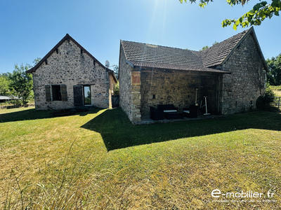 Maison - 223 m² - 8 pièces