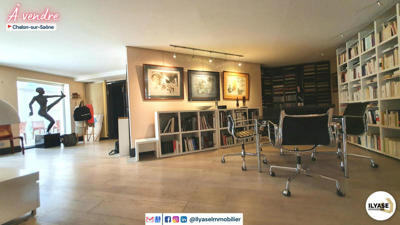 Duplex - 345 m² - 10 pièces