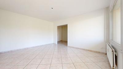 Appartement - 77 m² - 3 pièces