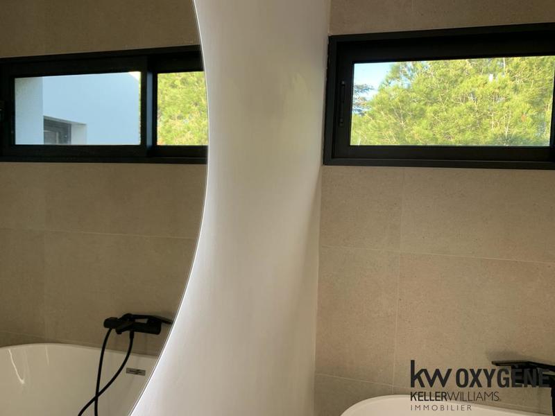 Maison - 138 m² - 4 pièces