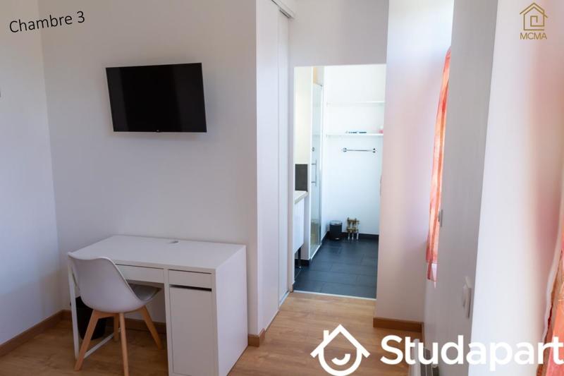 Chambre - 14 m² - 1 pièce