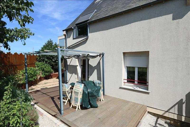 Maison - 98 m² - 4 pièces