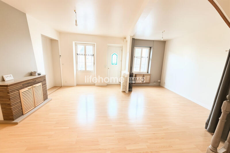 Maison - 104 m² - 5 pièces