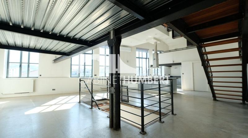 Loft - 177 m² - 5 pièces