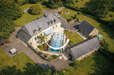 Maison ancienne - 250 m² - 7 pièces