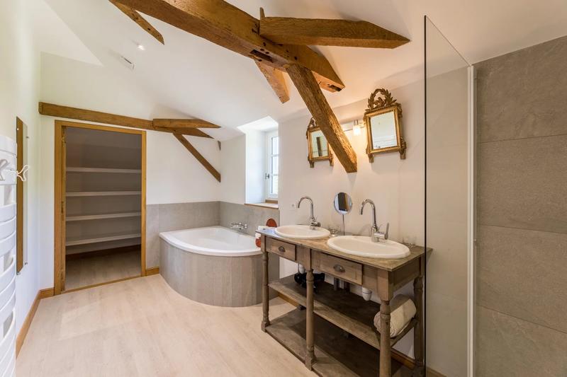 Maison - 509 m² - 12 pièces