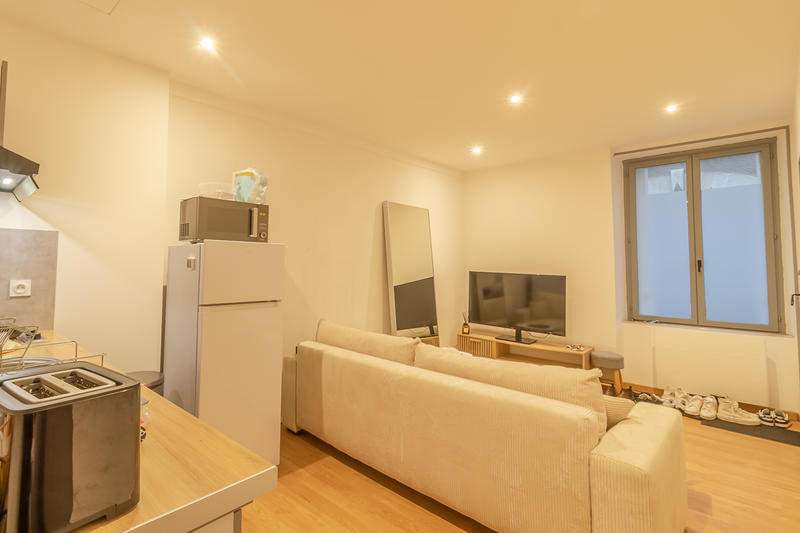 Immeuble - 165 m² - 11 pièces