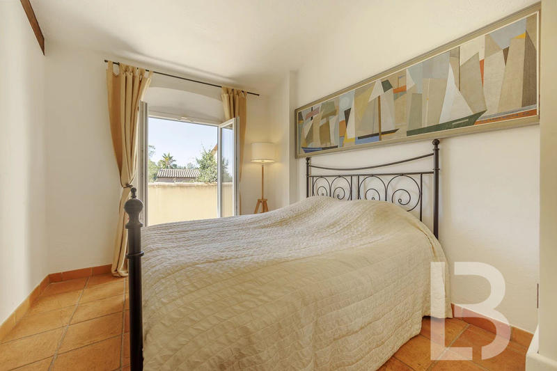 Villa - 196 m² - 6 pièces