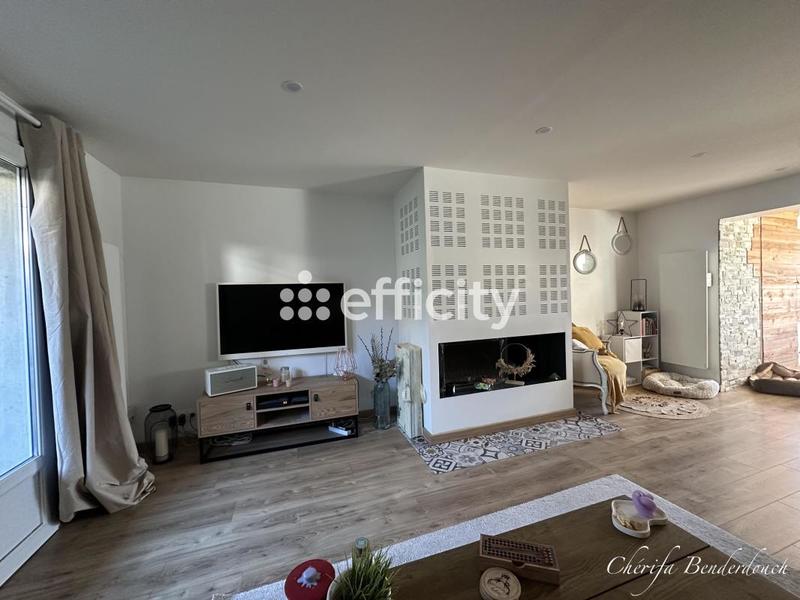 Appartement ancien - 82 m² - 3 pièces