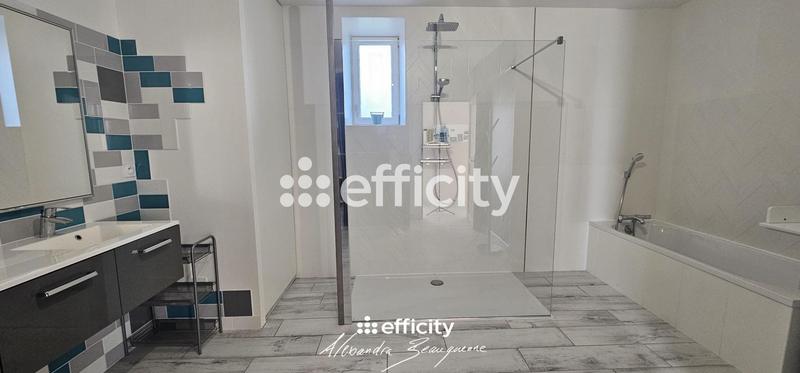 Villa - 279 m² - 9 pièces