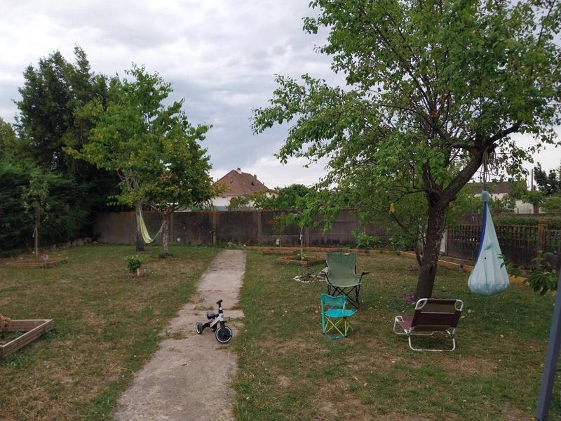 Maison - 255 m² - 8 pièces