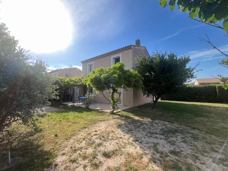 Villa - 90 m² - 4 pièces