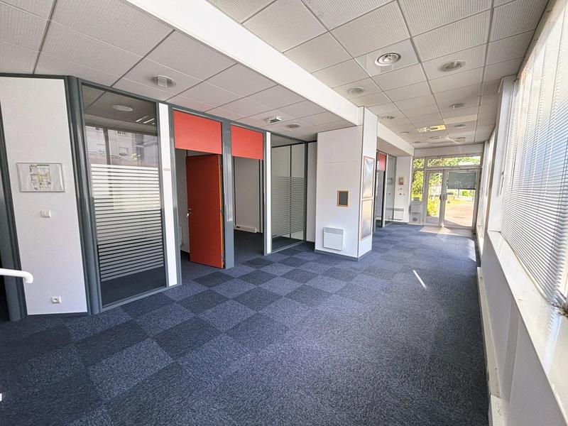 Bureau - 150 m²