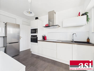 Appartement - 80 m² - 4 pièces