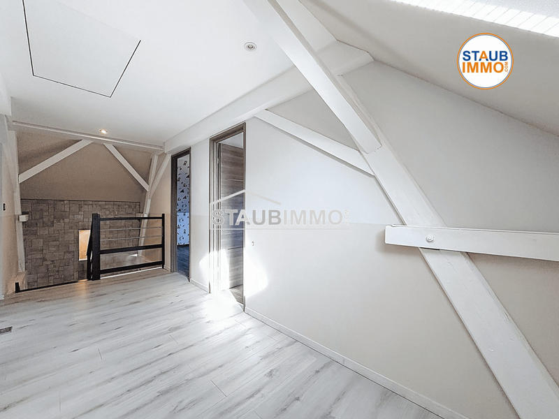 Maison - 95 m² - 5 pièces