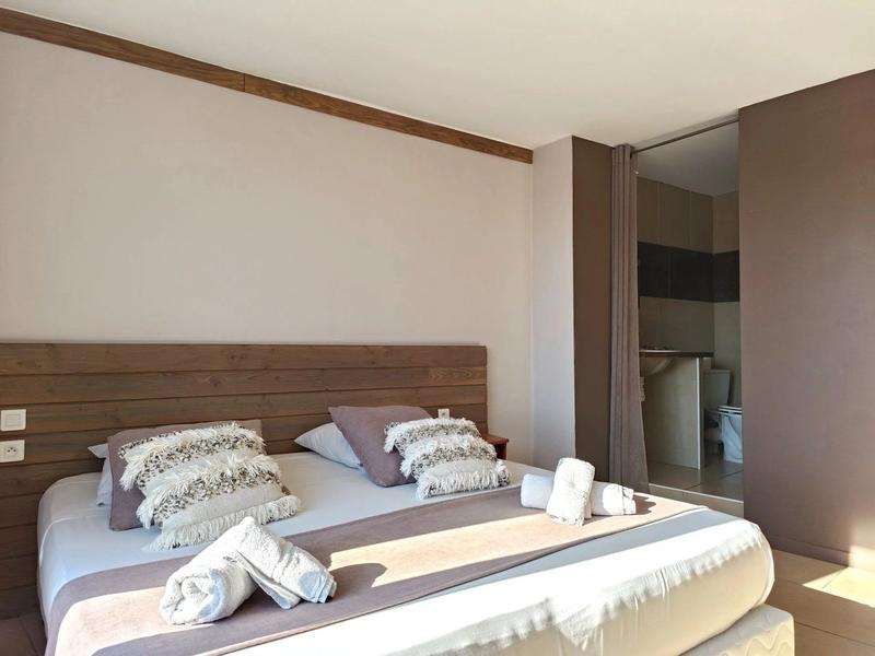 Magasins - 15 pièces