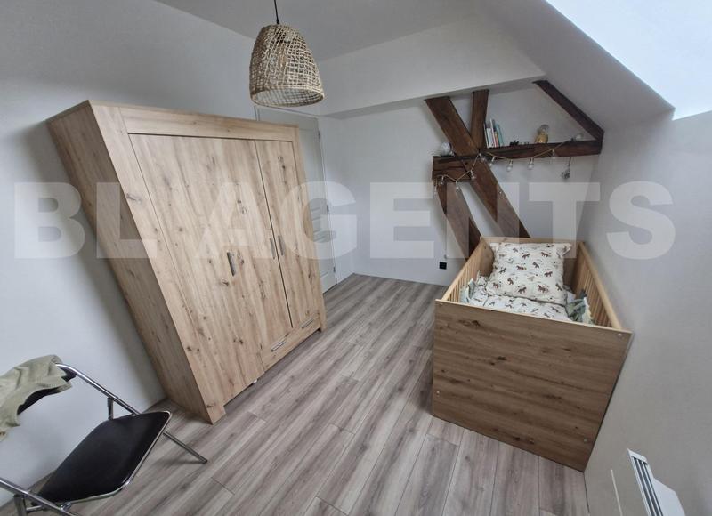 Maison - 161 m² - 6 pièces