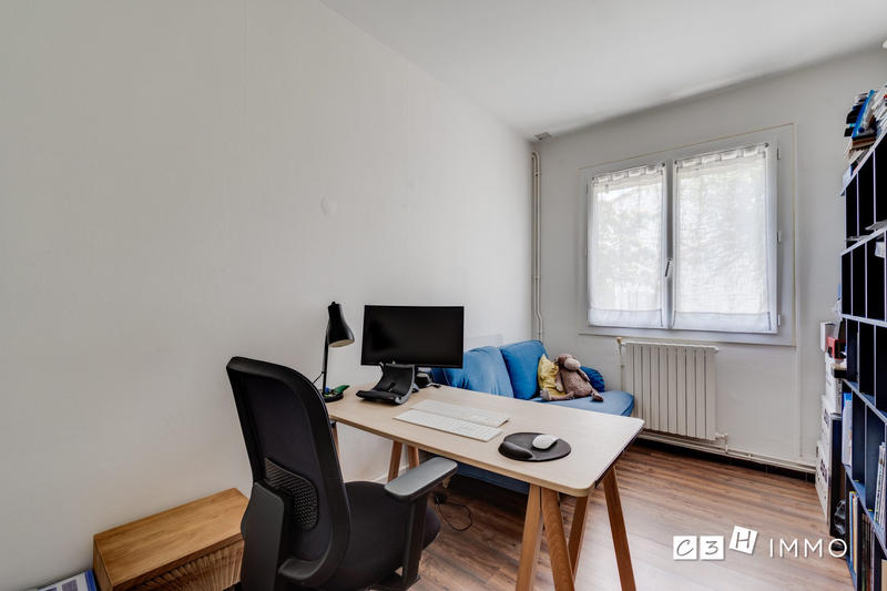 Maison - 77 m² - 4 pièces