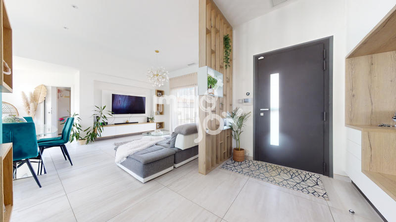 Maison - 127 m² - 5 pièces