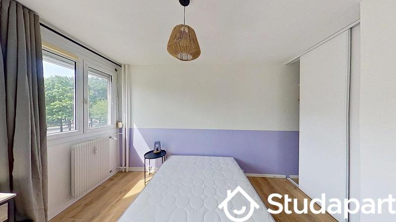 Chambre - 86 m² - 1 pièce