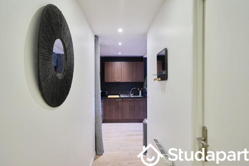 Chambre - 13 m² - 1 pièce