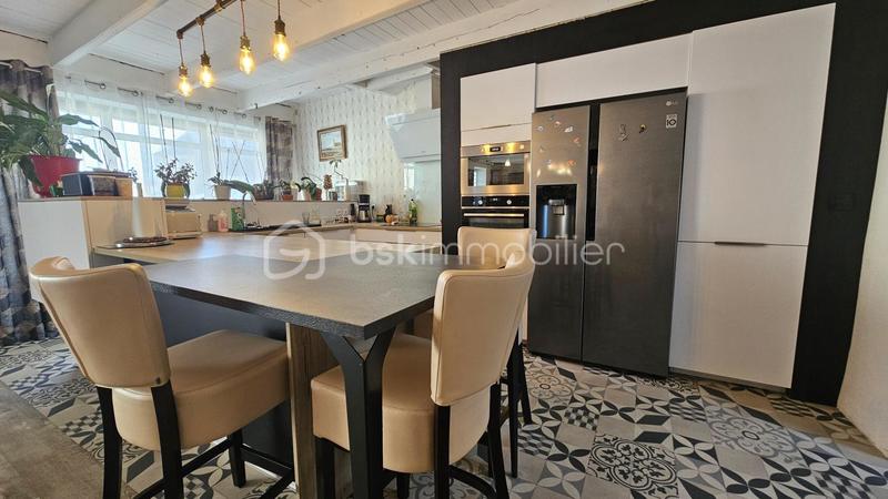 Maison ancienne - 185 m² - 7 pièces