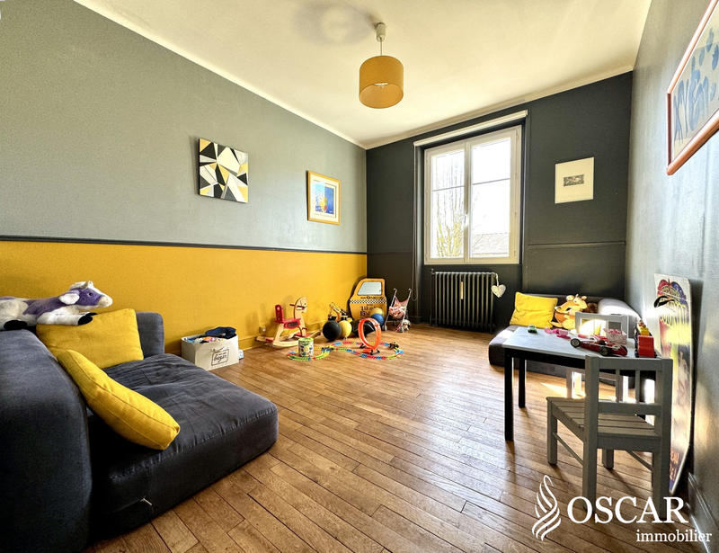 Maison - 134 m² - 8 pièces