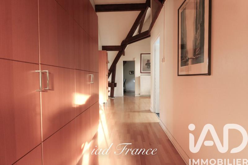Maison - 189 m² - 8 pièces