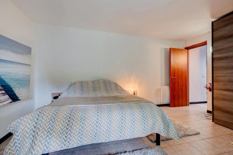 Villa - 100 m² - 3 pièces