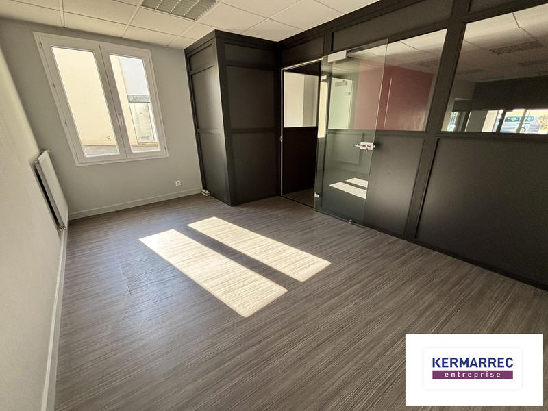Bureau - 138 m²
