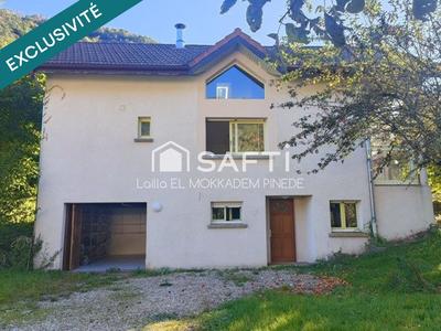 Maison - 110 m² - 4 pièces