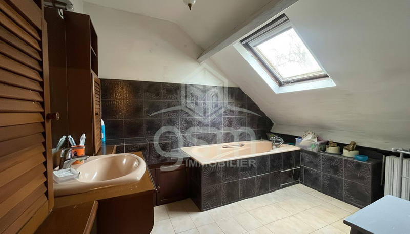 Maison ancienne - 200 m² - 7 pièces