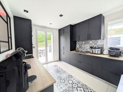 Maison - 150 m² - 5 pièces