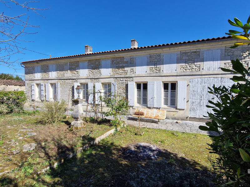 Maison - 166 m² - 7 pièces