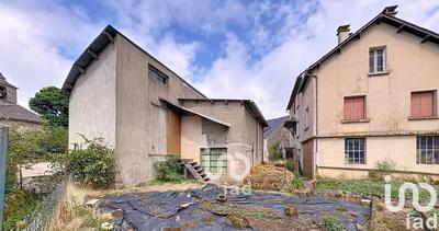 Maison - 97 m² - 5 pièces