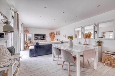 Maison - 142 m² - 6 pièces