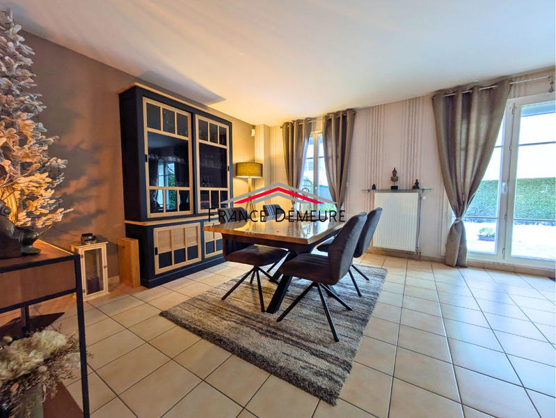 Maison contemporaine - 130 m² - 6 pièces